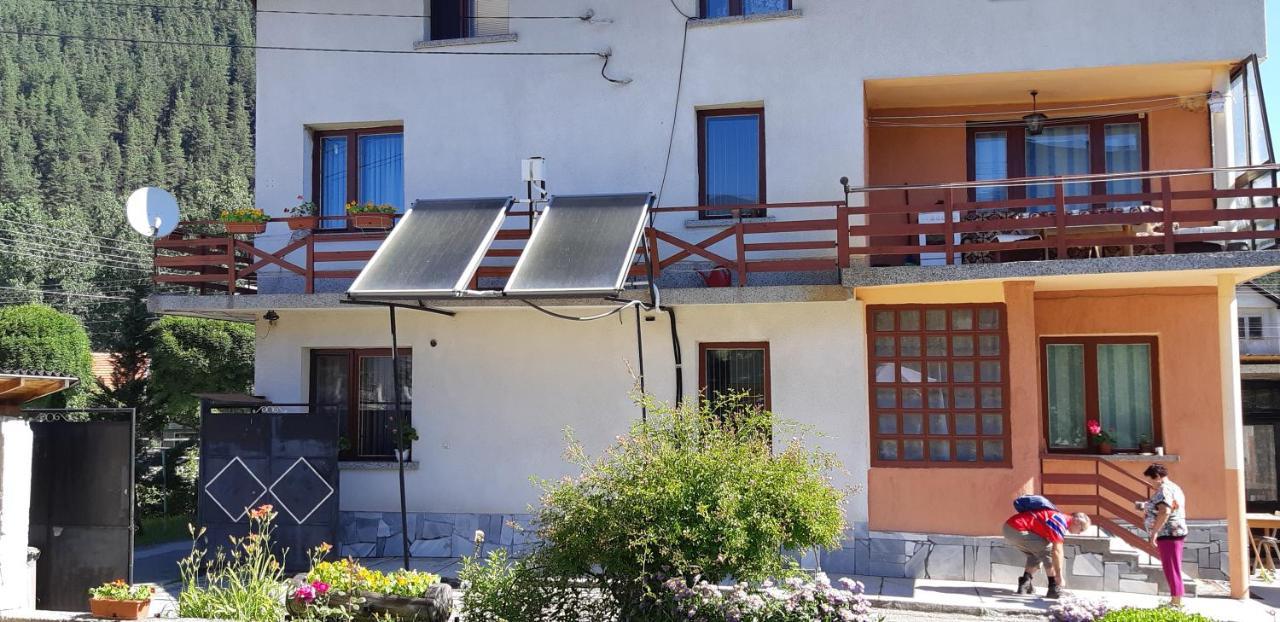 Family Hotel Ecorelax Madzhare Exterior photo